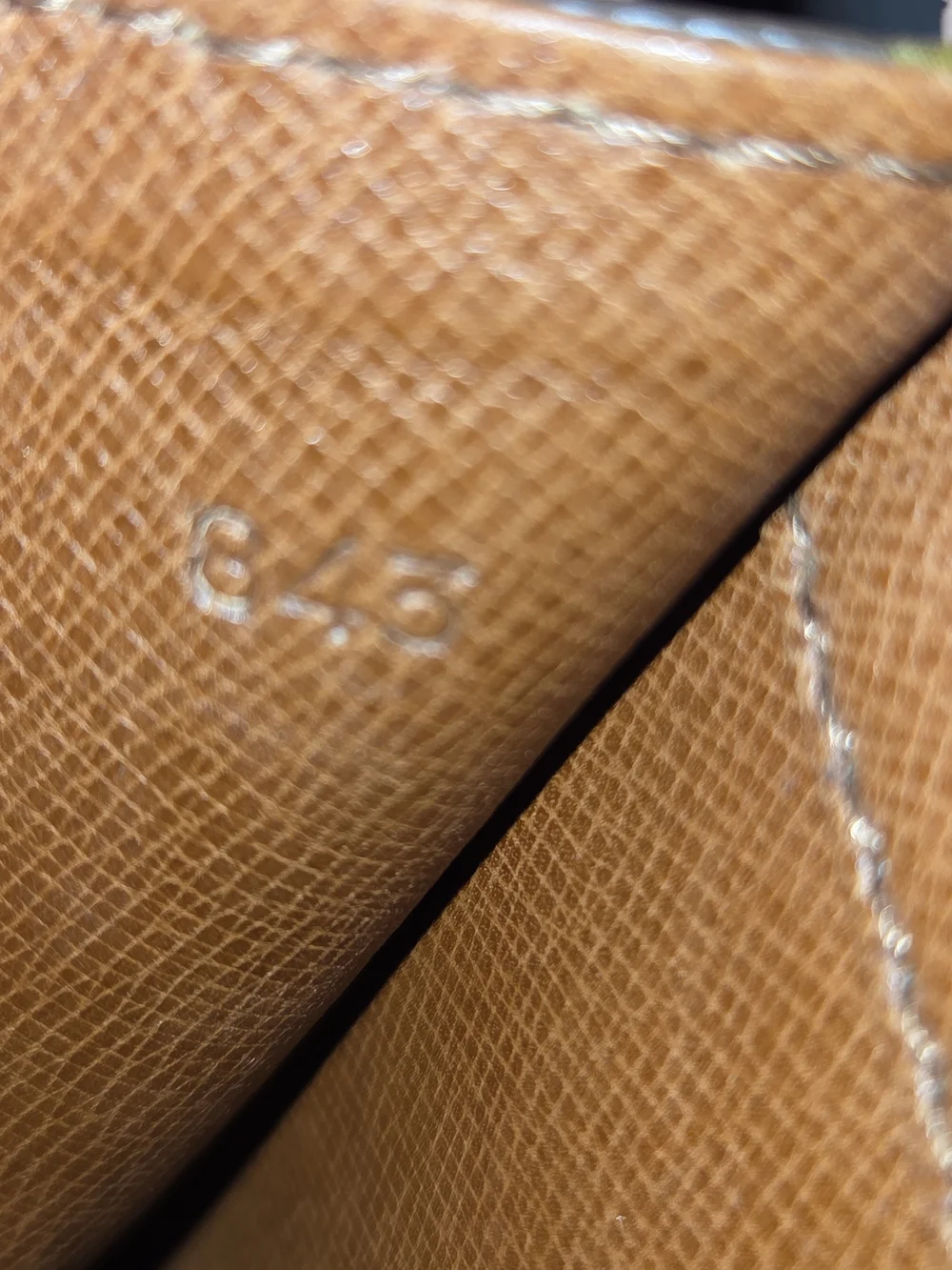 Louis Vuitton Monogram Clutch - Brown/Tan